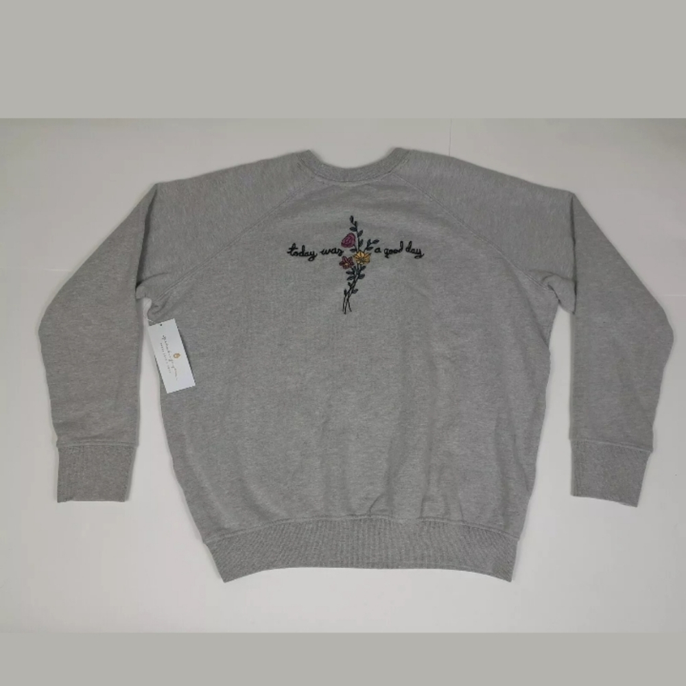 Spiritual Gangster Pullover Women's Medium